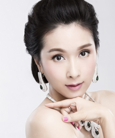 SEXINSEX famous popular star杨恭如 杨恭如珠宝大片典雅耀现一颦一笑散发女人风韵