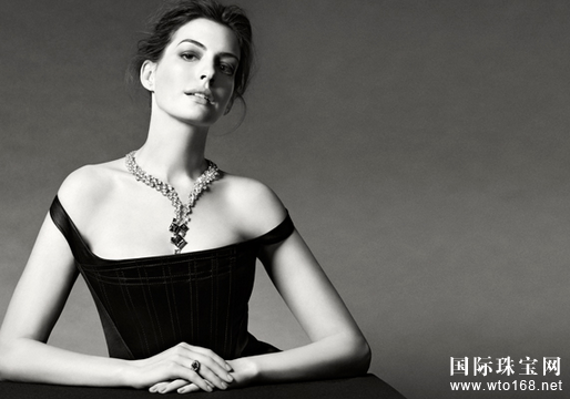 安妮海瑟薇千叶高级珠宝大片 将中国设计演绎