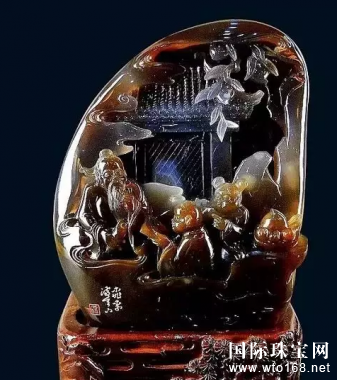 鱦