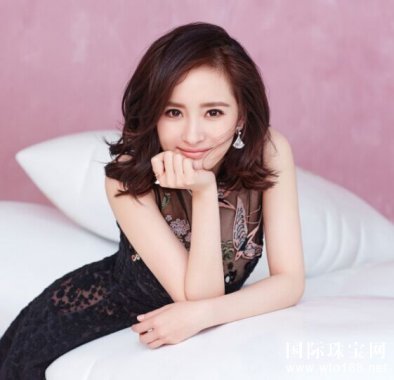 鱦