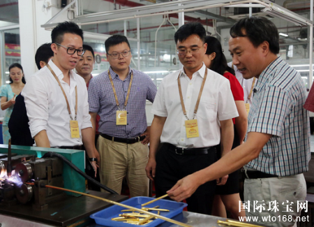 杭州市余杭区考察团莅临深圳百泰集团参观指导