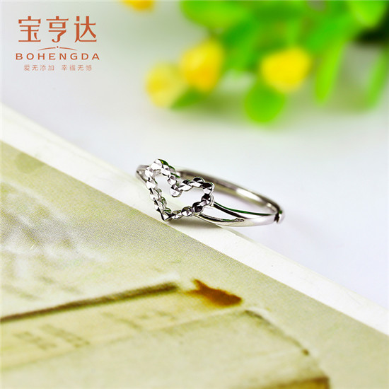 铂金戒指
