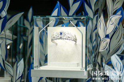 CHAUMETٰķʽ԰ɶ *չȻ߶鱦ϵ