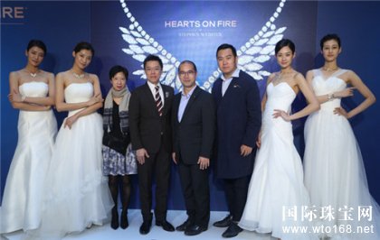 HEARTS ON FIREüӢ鱦ʦЯ־ٰ쾲̬չ