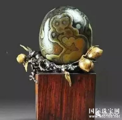 这两种石头比翡翠还贵，随便一块就能在深圳买几套房！！