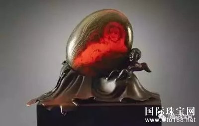 这两种石头比翡翠还贵，随便一块就能在深圳买几套房！！