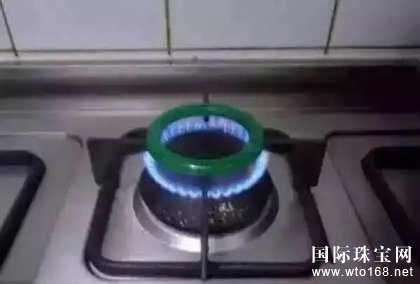 翡翠物语|火烧法鉴定翡翠...
