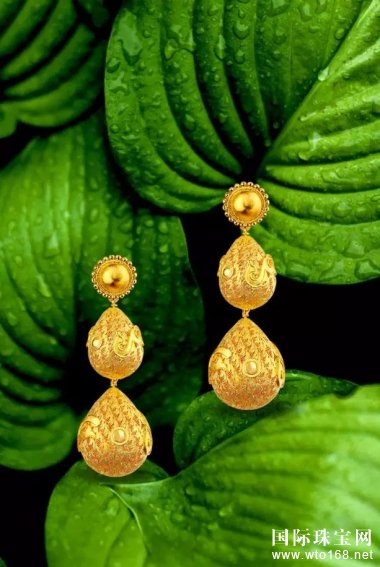 萃华珠宝|有一种美叫刚柔并济！