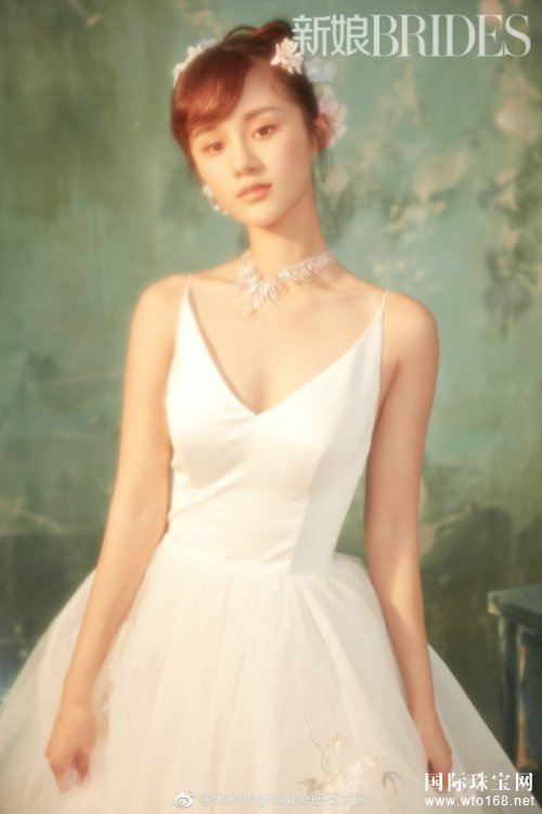 安悦溪佩戴钻石世家「灵魂」登《新娘brides》
