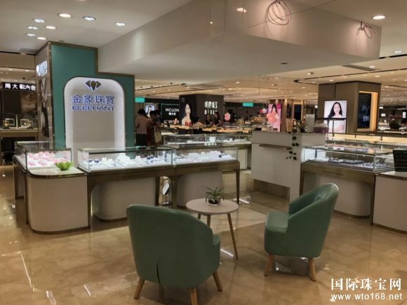 惊艳！金象珠宝终端店于杭州解百盛大启幕