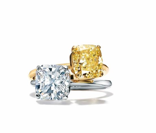 蒂芙尼tiffanytrue系列铂金订婚钻戒为你定格温馨而烂漫的回忆